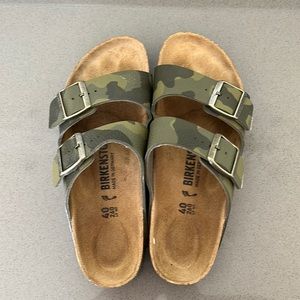 Size 9 Camo Birkenstocks